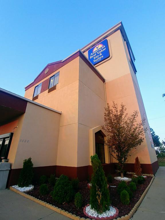 Americas Best Value Inn And Suites Lee'S Summit-Kansas City Kültér fotó